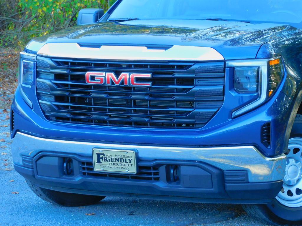 used 2023 GMC Sierra 1500 car, priced at $37,987