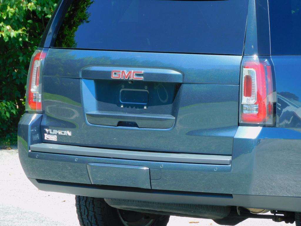 used 2019 GMC Yukon car, priced at $32,987