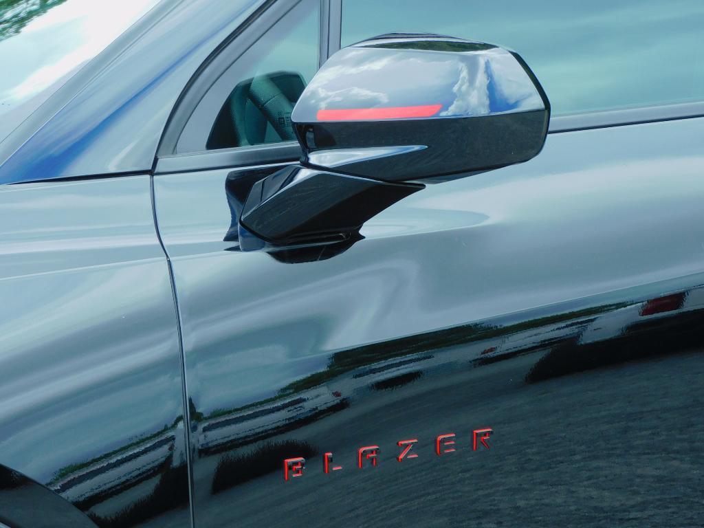 used 2023 Chevrolet Blazer car, priced at $28,987