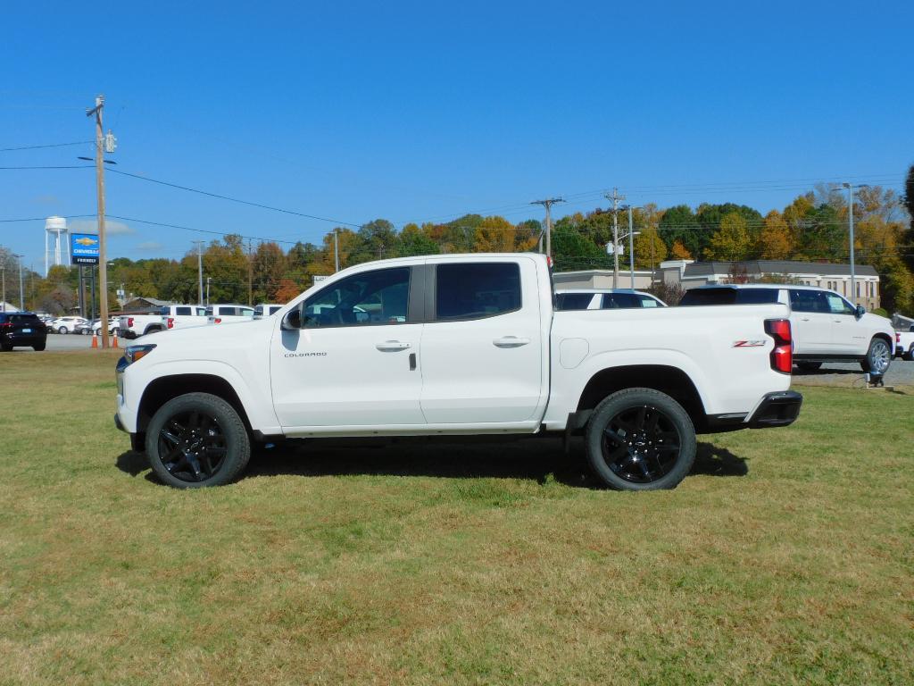 new 2024 Chevrolet Colorado car, priced at $44,987