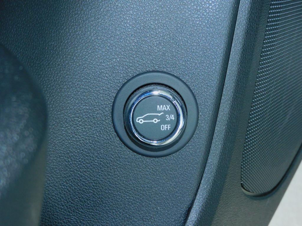 used 2023 Chevrolet Blazer car, priced at $29,987