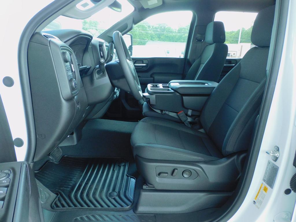 new 2025 Chevrolet Silverado 2500 car, priced at $57,550