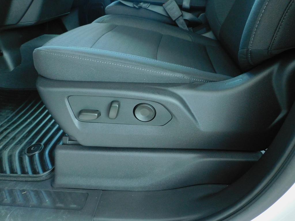 new 2025 Chevrolet Silverado 2500 car, priced at $57,550