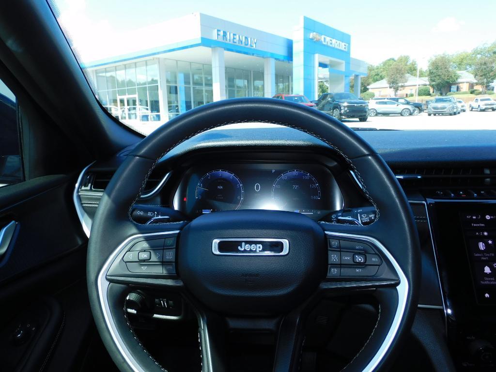 used 2023 Jeep Grand Cherokee car, priced at $35,987