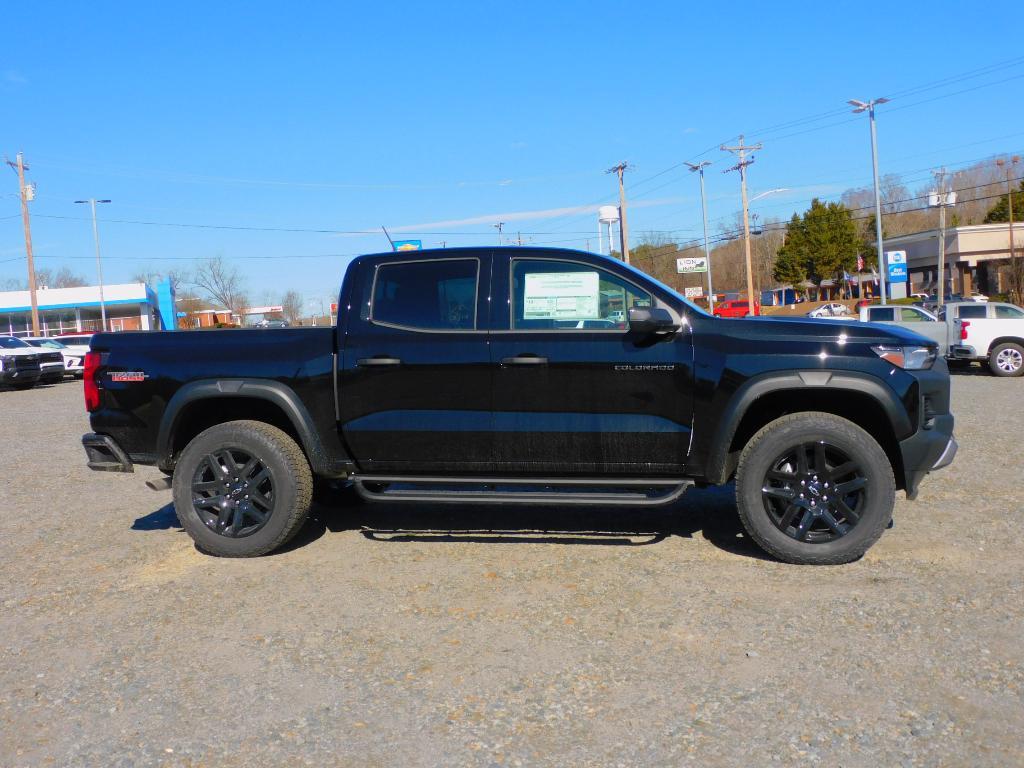 new 2025 Chevrolet Colorado car, priced at $41,987