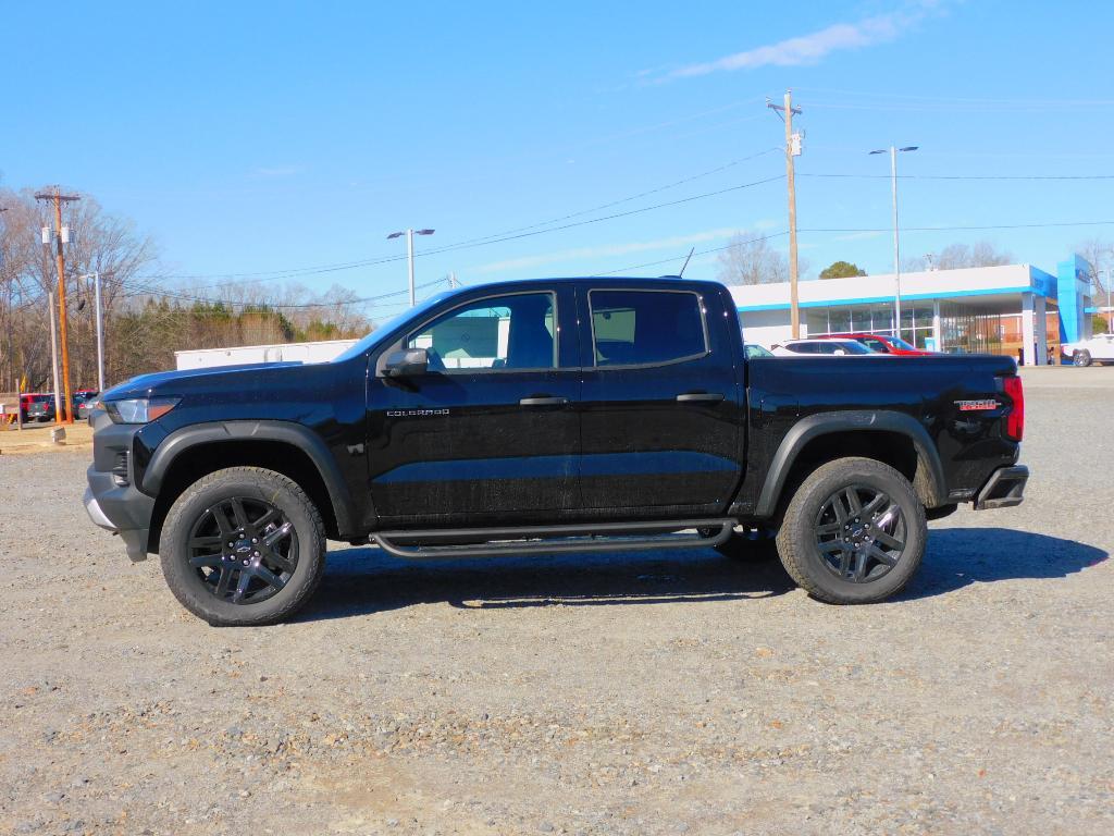 new 2025 Chevrolet Colorado car, priced at $41,987