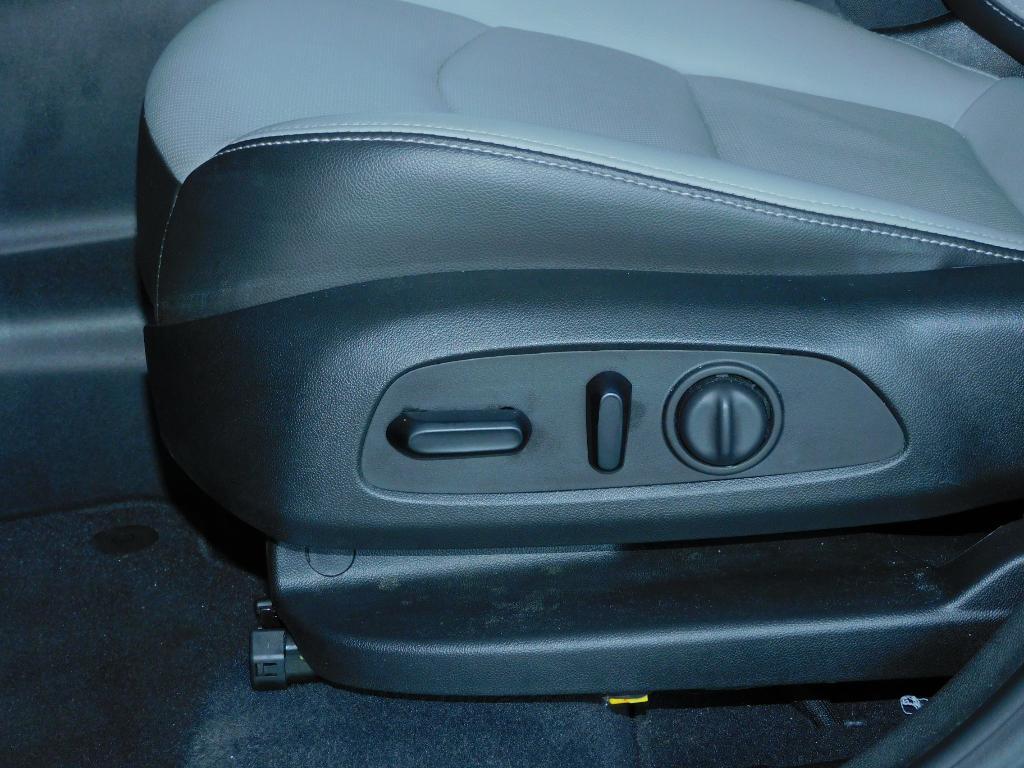 used 2020 Chevrolet Equinox car, priced at $22,987