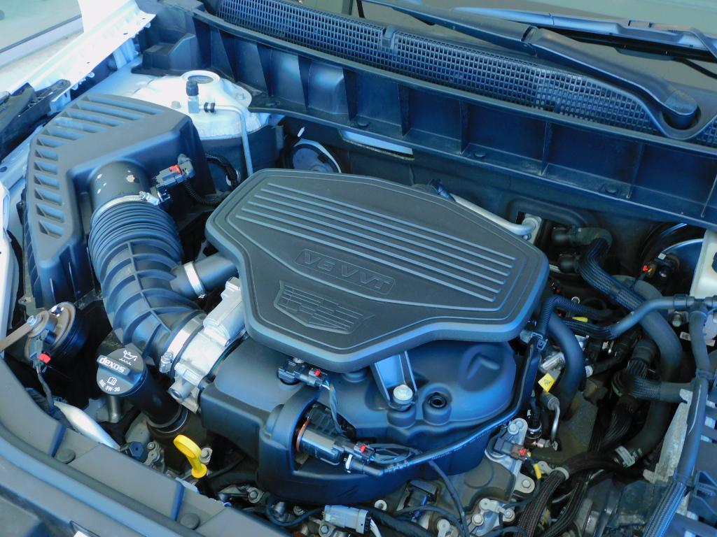 used 2018 Cadillac XT5 car, priced at $21,987