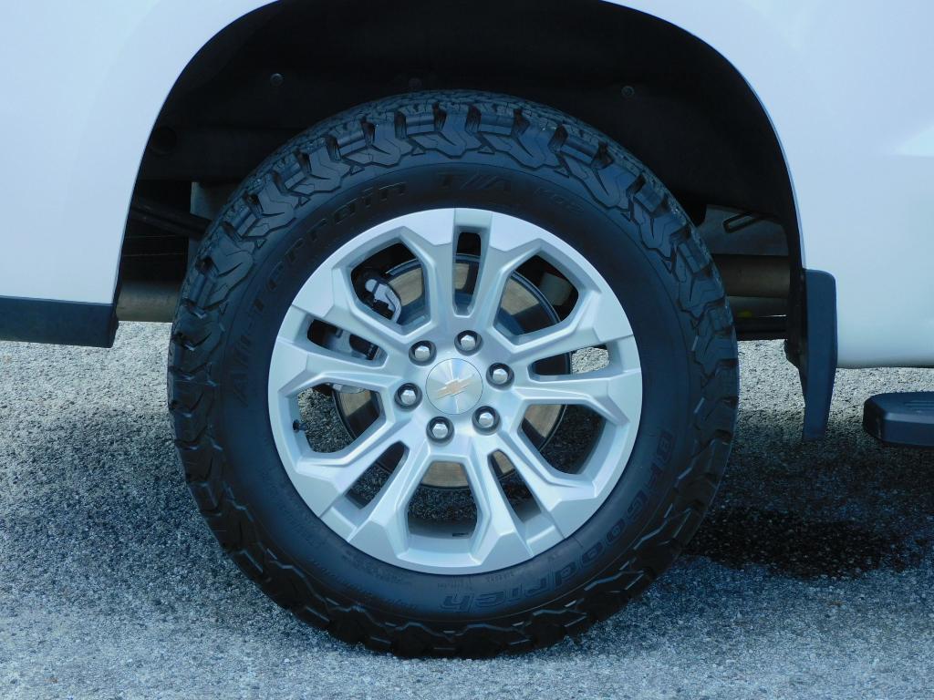 used 2024 Chevrolet Silverado 1500 car, priced at $52,987