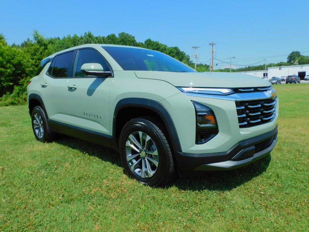 new 2026 Chevrolet Equinox car, priced at $33,285