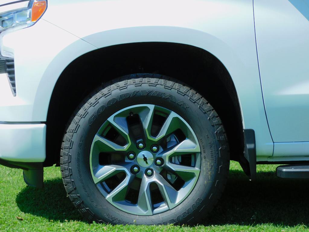 new 2025 Chevrolet Silverado 1500 car, priced at $60,625