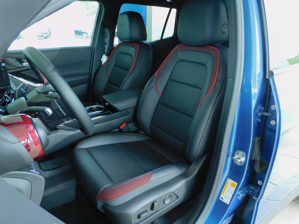 new 2026 Chevrolet Equinox car, priced at $35,890