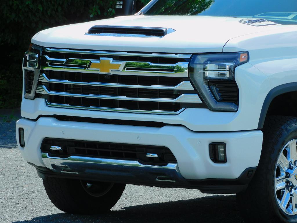 used 2024 Chevrolet Silverado 2500 car, priced at $79,987