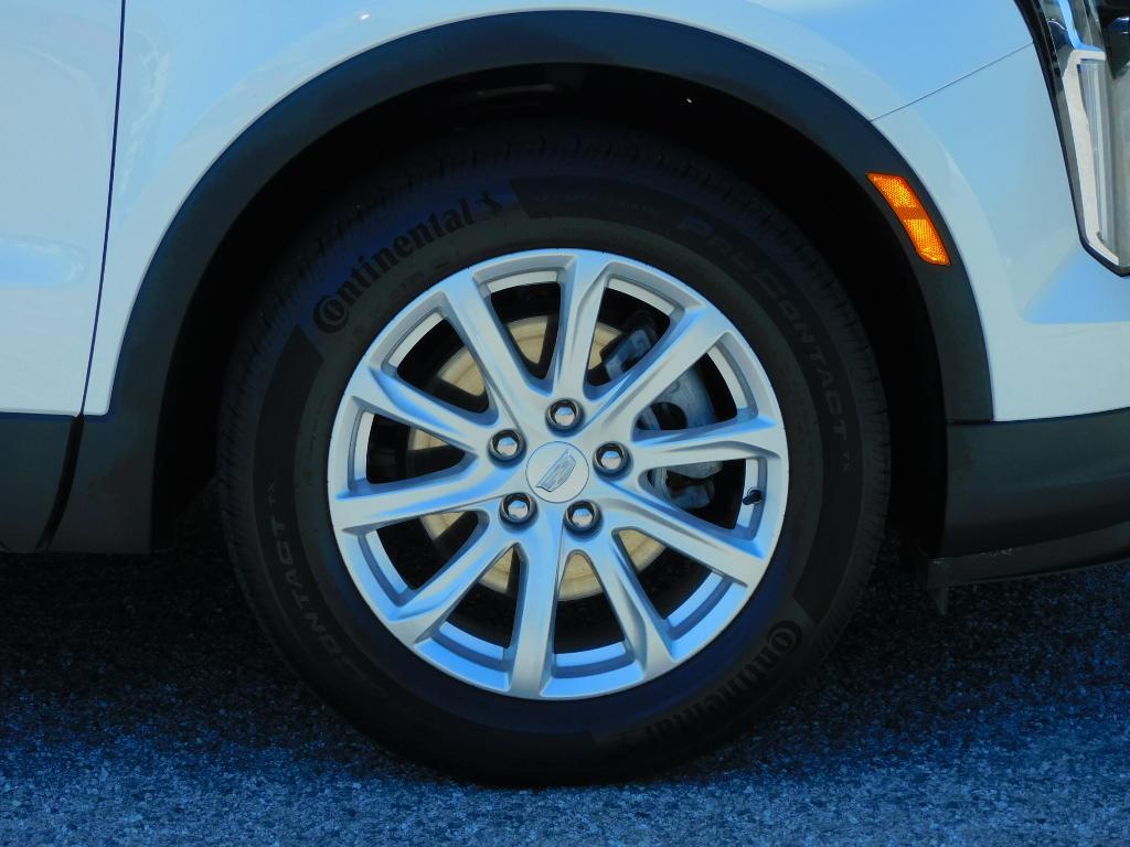 used 2023 Cadillac XT4 car, priced at $31,987