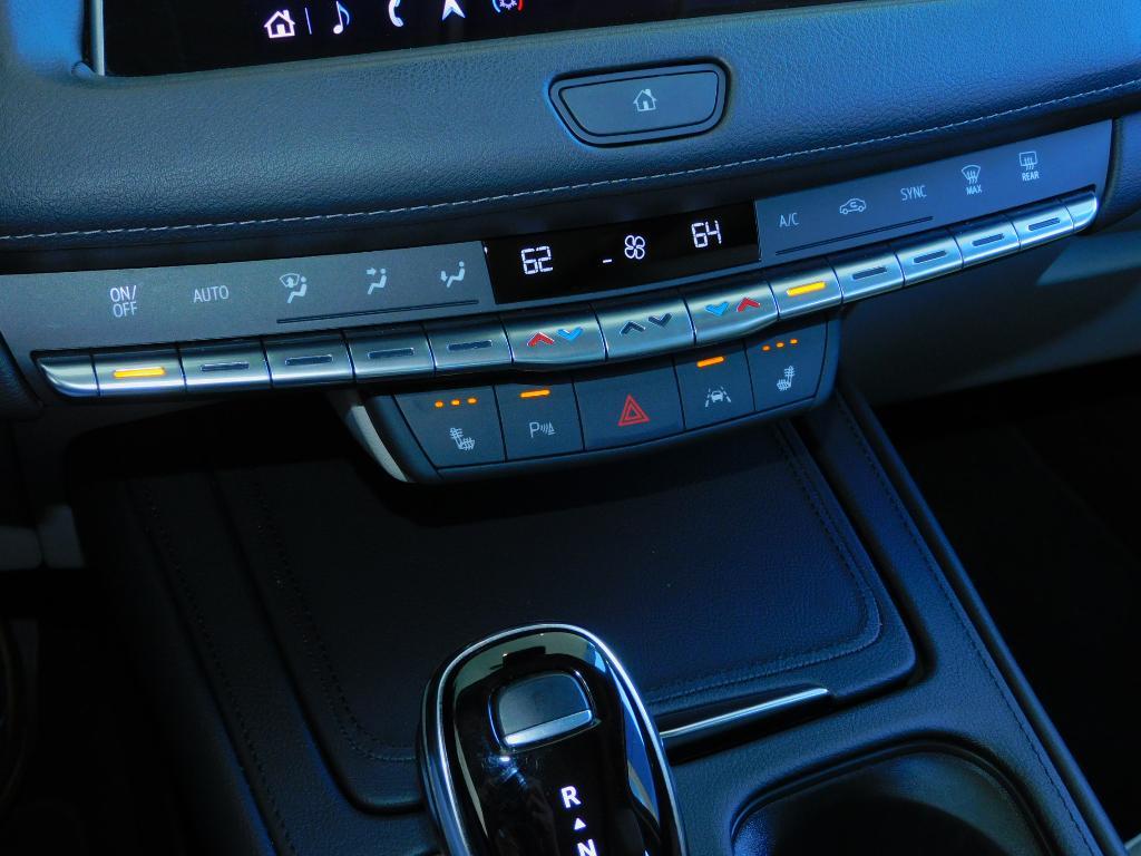 used 2023 Cadillac XT4 car, priced at $31,987