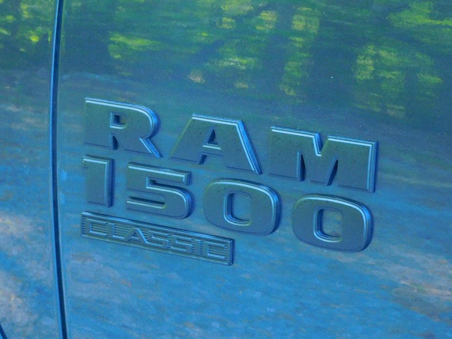 used 2020 Ram 1500 Classic car, priced at $29,987