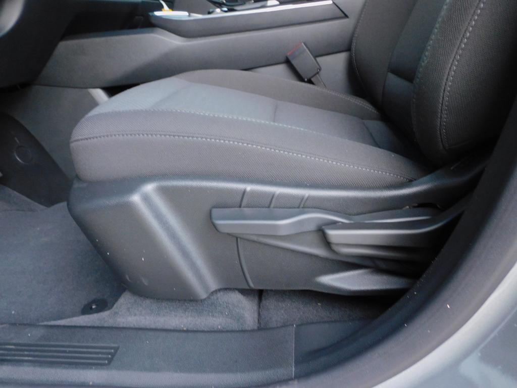 new 2026 Chevrolet Equinox car, priced at $31,440