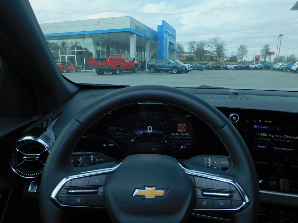 new 2026 Chevrolet Equinox car, priced at $31,440