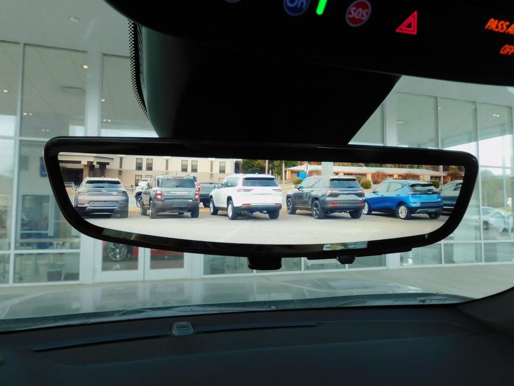 new 2026 Chevrolet Equinox car, priced at $31,440