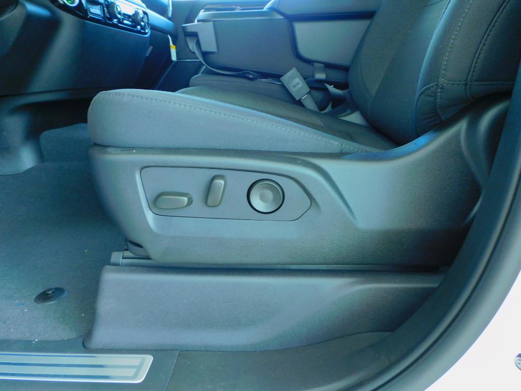 new 2025 Chevrolet Silverado 1500 car, priced at $51,737