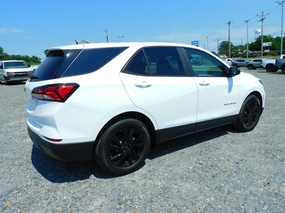 new 2024 Chevrolet Equinox car, priced at $30,070