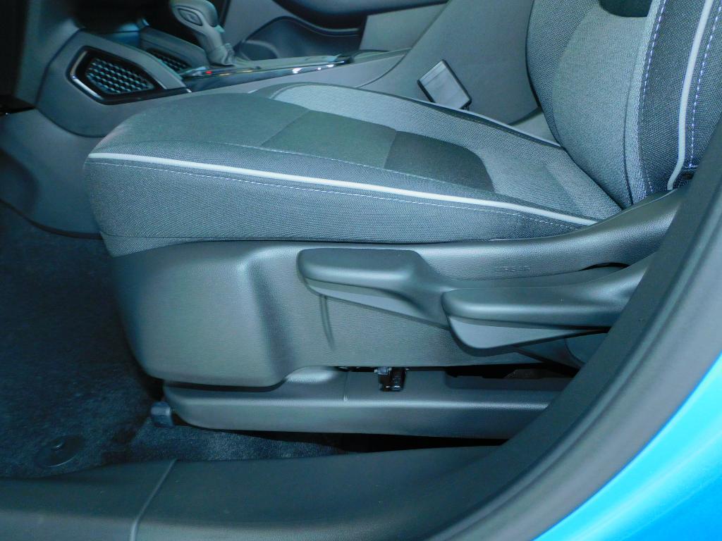 new 2025 Chevrolet TrailBlazer car, priced at $26,075