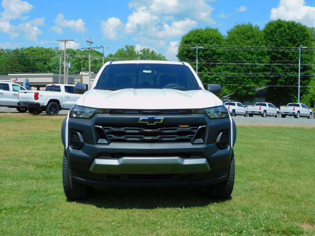 new 2025 Chevrolet Colorado car, priced at $42,845