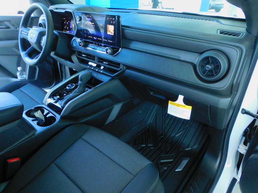 new 2025 Chevrolet Colorado car, priced at $42,845