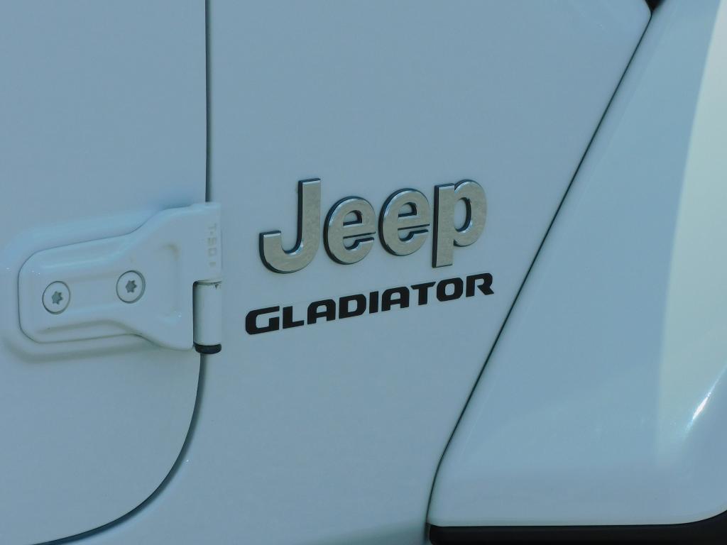used 2020 Jeep Gladiator car, priced at $28,987