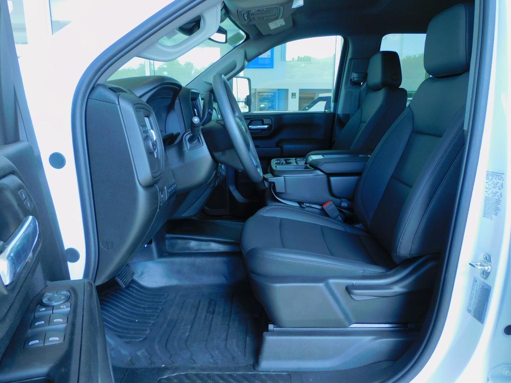 new 2025 Chevrolet Silverado 3500 car, priced at $68,987