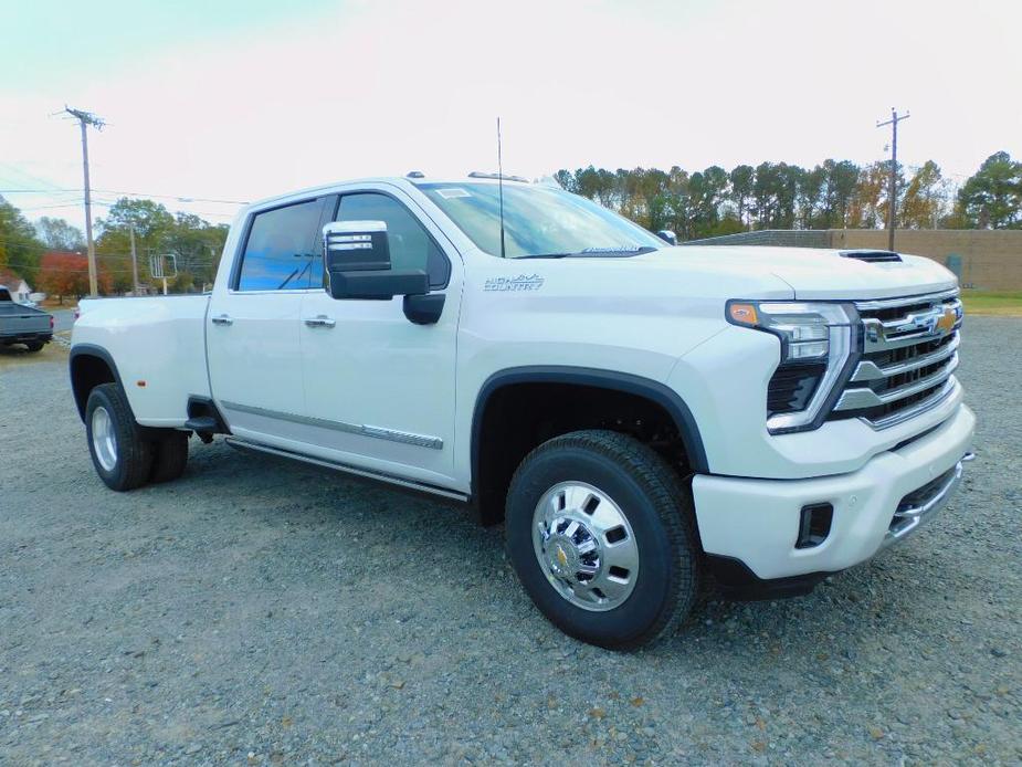 new 2025 Chevrolet Silverado 3500 car, priced at $87,987