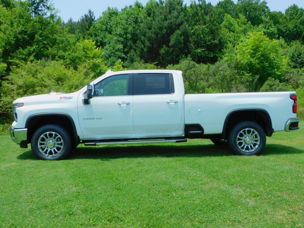 new 2025 Chevrolet Silverado 3500 car, priced at $72,200