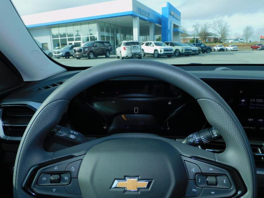 new 2025 Chevrolet TrailBlazer car, priced at $25,680