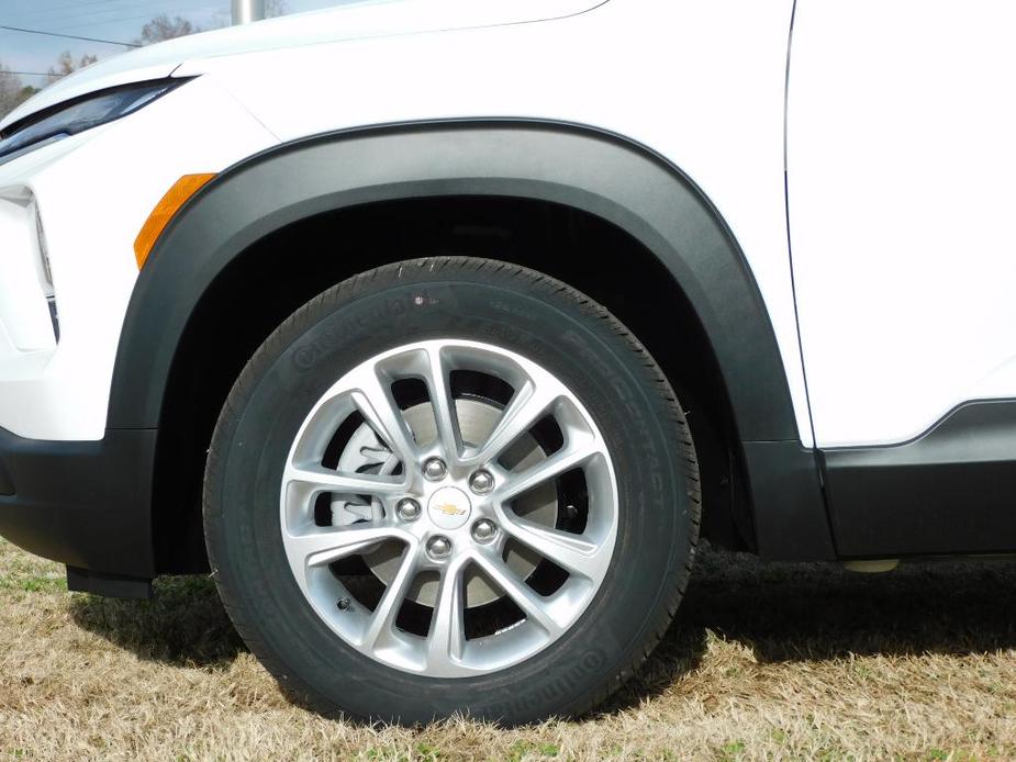 new 2025 Chevrolet TrailBlazer car, priced at $25,680