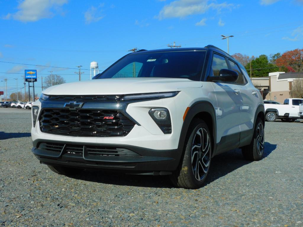 new 2025 Chevrolet TrailBlazer car, priced at $32,975