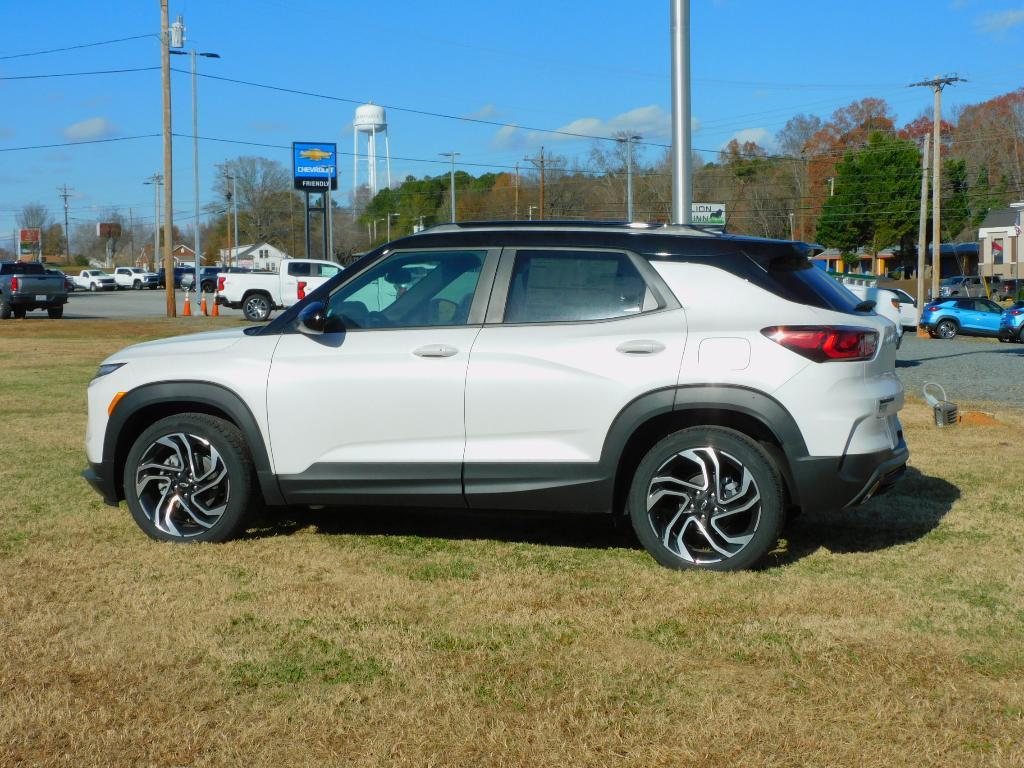 new 2025 Chevrolet TrailBlazer car, priced at $32,975