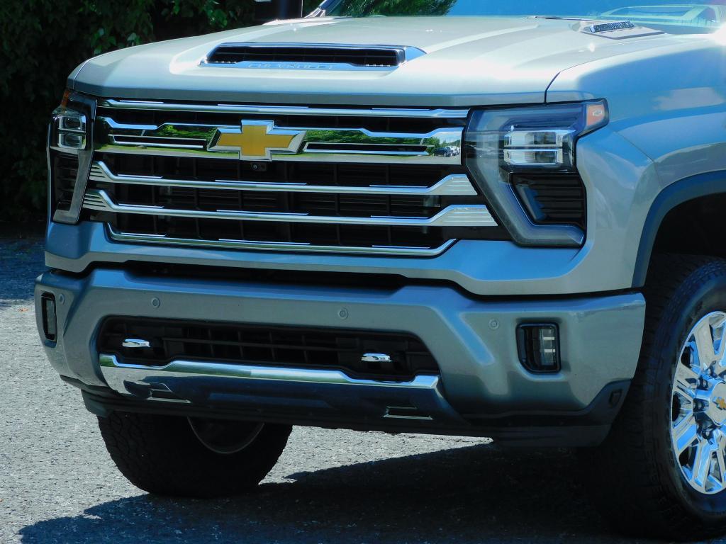 used 2024 Chevrolet Silverado 2500 car, priced at $79,987