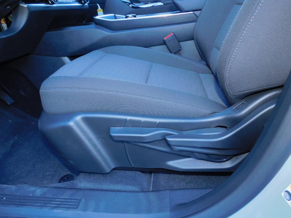 new 2026 Chevrolet Equinox car, priced at $30,987