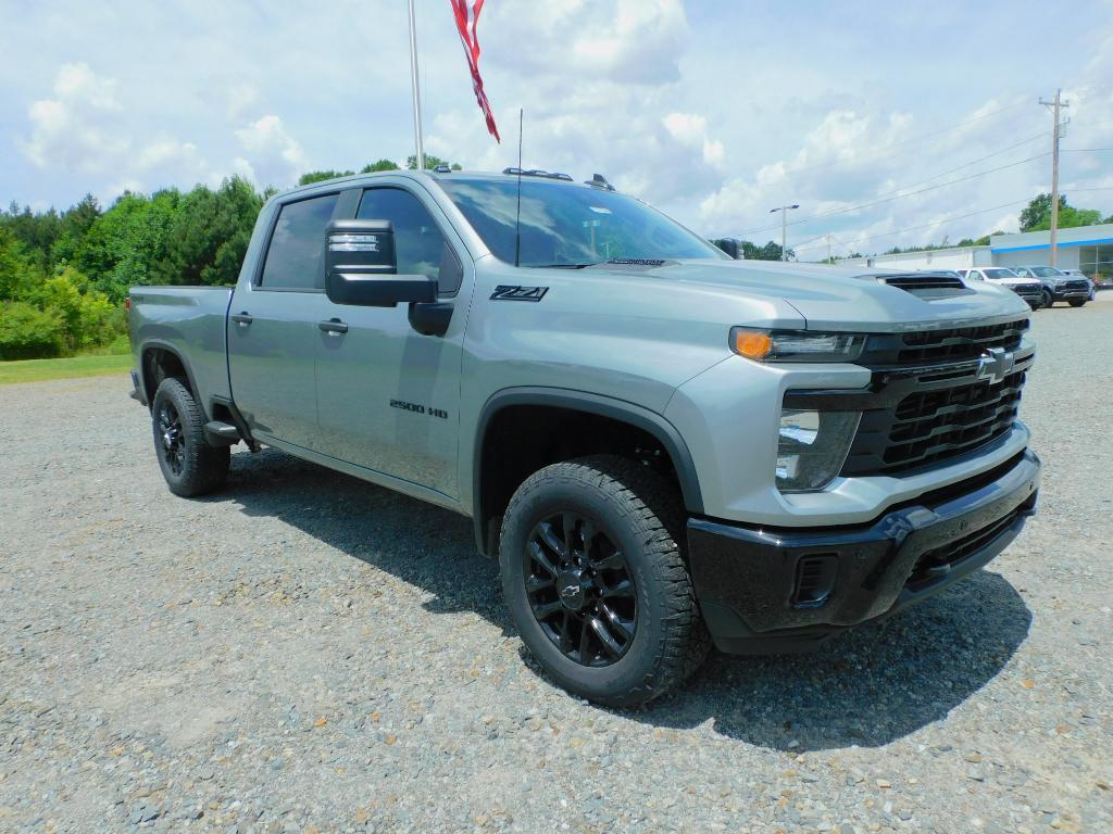 new 2025 Chevrolet Silverado 2500 car, priced at $69,090
