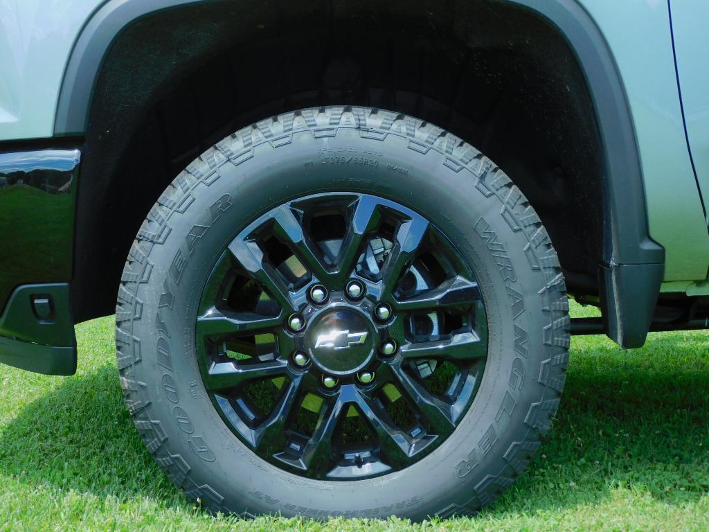 new 2025 Chevrolet Silverado 2500 car, priced at $69,090