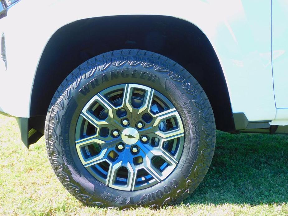 new 2024 Chevrolet Colorado car, priced at $43,987