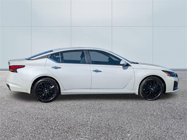 new 2025 Nissan Altima car, priced at $29,356