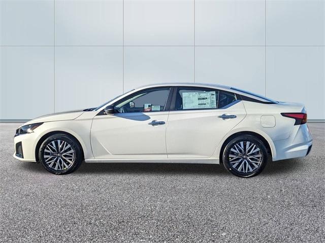 new 2025 Nissan Altima car, priced at $26,674