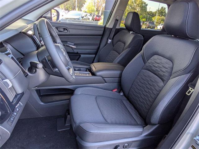 new 2025 Nissan Pathfinder car, priced at $39,669