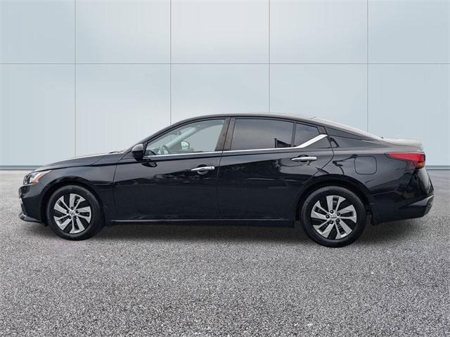 used 2021 Nissan Altima car, priced at $17,369