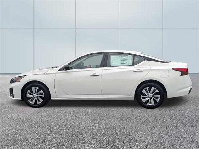 new 2025 Nissan Altima car, priced at $25,933