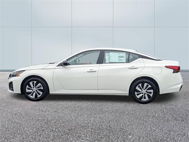 new 2025 Nissan Altima car, priced at $25,733