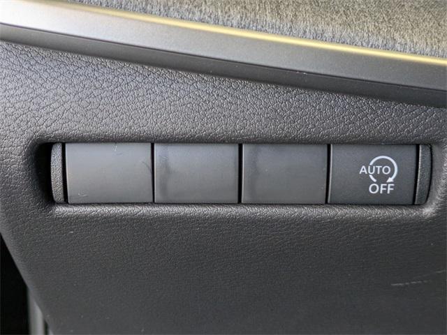 new 2025 Nissan Kicks car, priced at $25,107
