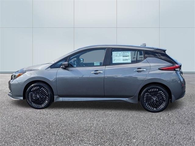 new 2025 Nissan Leaf car