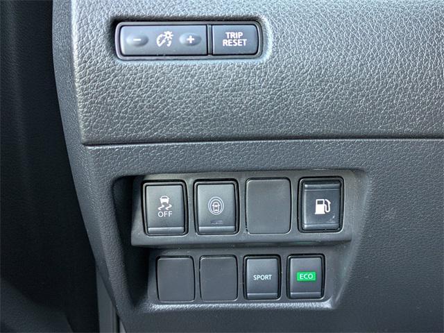 used 2020 Nissan Rogue car, priced at $15,159